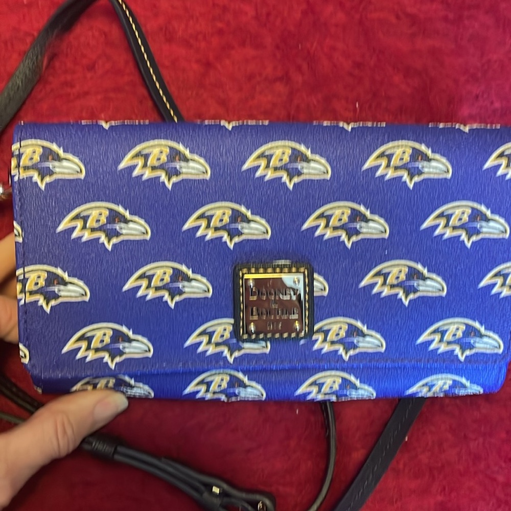 DOONEY & BOURKE NFL DAPHNE RAVENS LOGO WALLET CROSSBODY BAG CLUTCH PURPLE BLUE - Picture 7 of 15